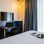 Ibis Styles 15 Lecourbe Szálloda 3*