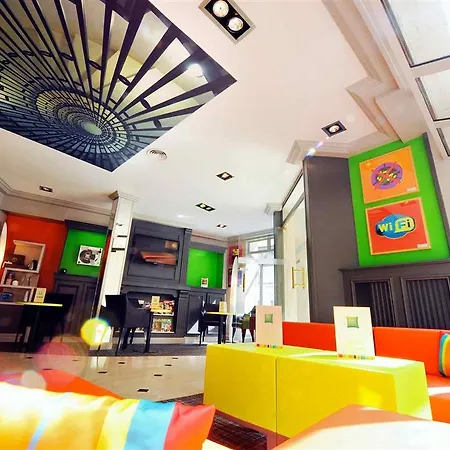 Ibis Styles 15 Lecourbe 3* Párizs