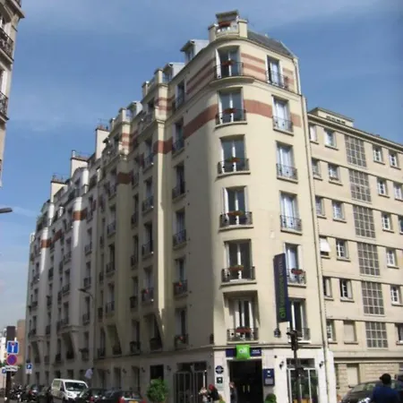 Ibis Styles 15 Lecourbe Szálloda