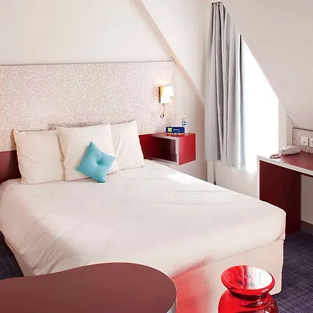 Ibis Styles 15 Lecourbe Szálloda