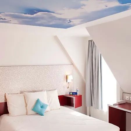 Ibis Styles 15 Lecourbe Szálloda 3*