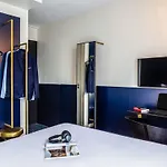 Ibis Styles 15 Lecourbe 3*
