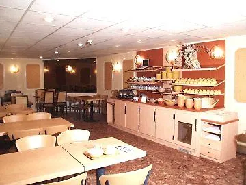 Отель Ibis Styles 15 Lecourbe 3*