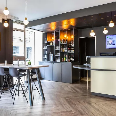 إيبيس ستايلز 15 لوكوربيه 3* باريس