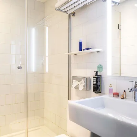 Otel Ibis Styles 15 Lecourbe 3*