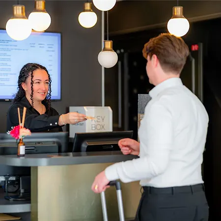 Ibis Styles 15 Lecourbe Otel Paris