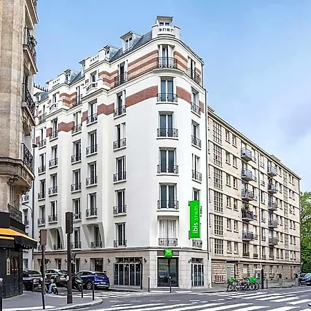Hotel Ibis Styles 15 Lecourbe 3*