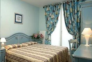 Ibis Styles 15 Lecourbe 3*