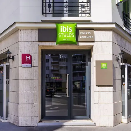 Ξενοδοχείο Ibis Styles 15 Lecourbe 3*
