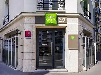 Ibis Styles 15 Lecourbe Hotel París