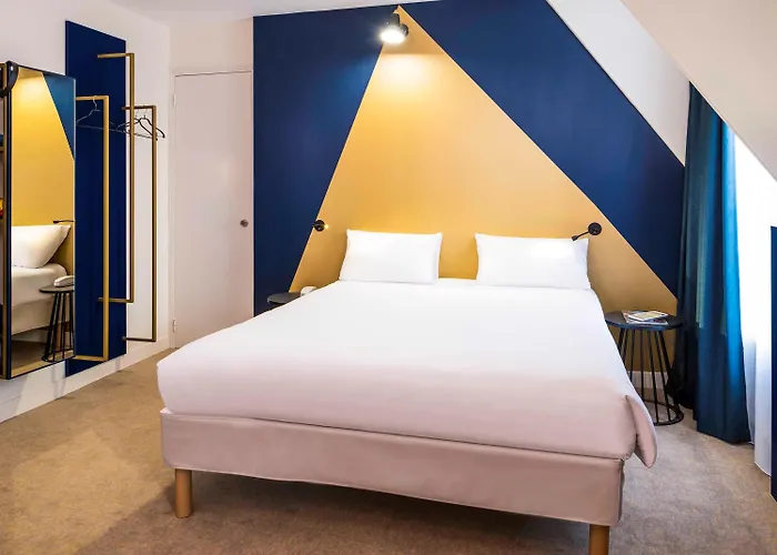 Ibis Styles 15 Lecourbe Hotel