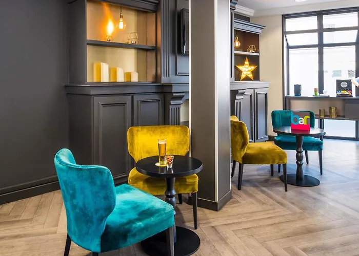 Ibis Styles 15 Lecourbe Hotel 3*