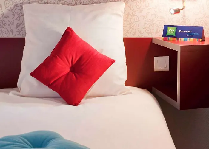 Ibis Styles 15 Lecourbe Hotel 3*